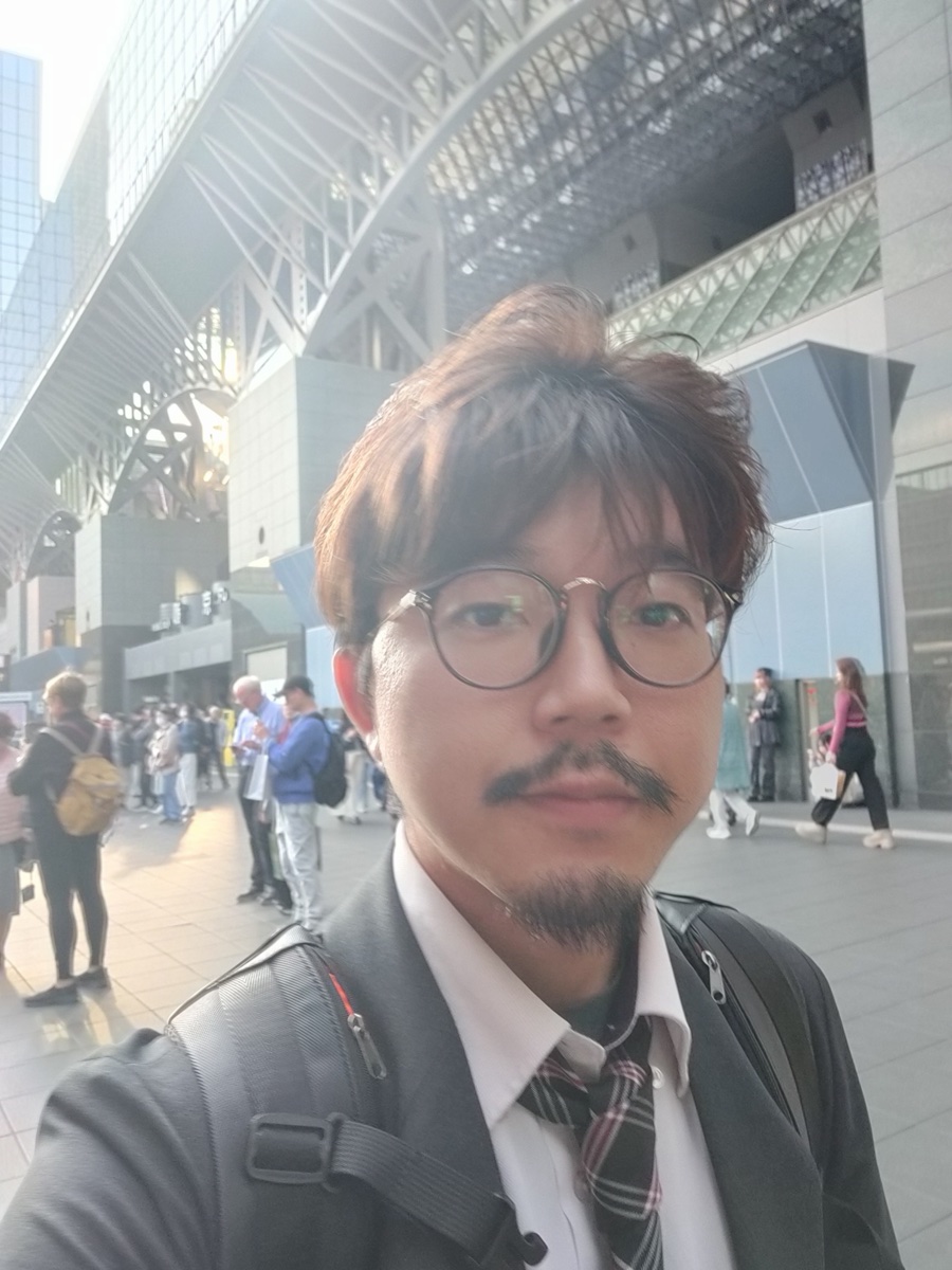 須田 真弘